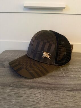 Burberry Trucker Mesh Hat